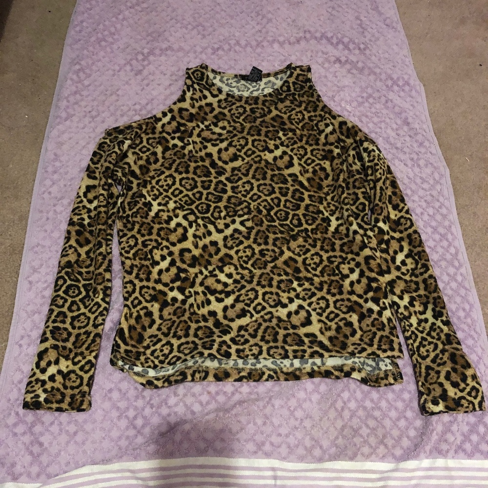 Girls Night Out Warm Felt Sexy Leopard Print Cheetah Long Sleeves thermal Top